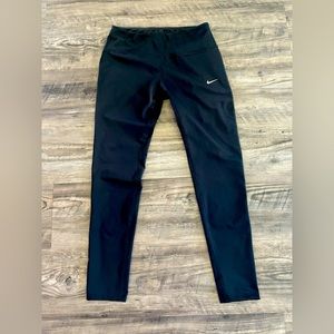 NWOT Nike Dry Fit Leggings